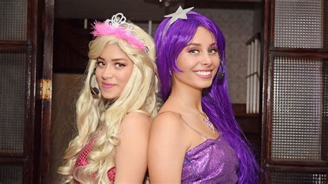 Show De Barbie Princesa Y La Estrella Del Pop Youtube
