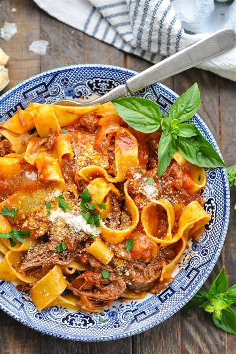 Beef Ragu Recipe Slow Cooker Or Stovetop The Seasoned Mom