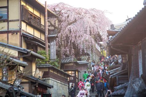 Tourists Wander A Famous Street Sannen Zaka In Kyoto Editorial Stock