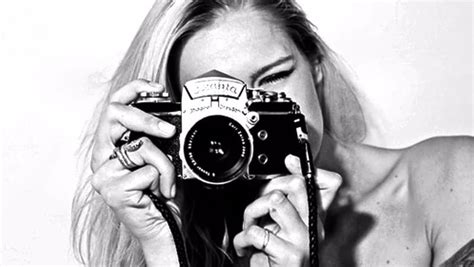 Perfect Special Perfect Black And White Grapher Camera Bonito Woman Graphy Hd Wallpaper