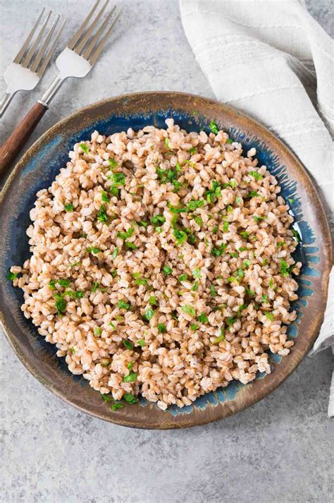 How To Cook Farro Tips And Recipe Delicious Meets Healthy