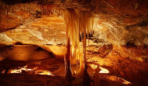 Jenolan Caves House Learn More Nsw National Parks