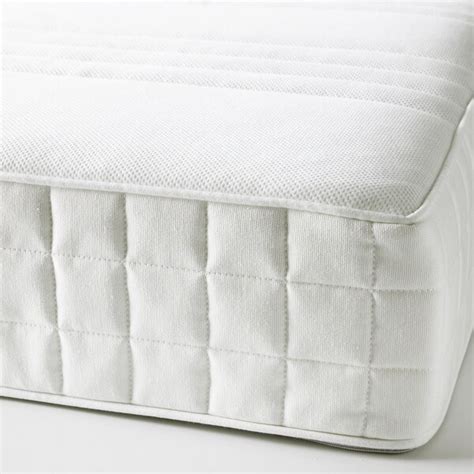 The quickest way to the ikea returns line is buying a mattress without trying it first. MATRAND Matelas en mousse mémoire de forme, ferme, blanc ...