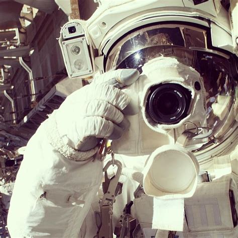 Astronaut Chris Cassidy Astronauts Take The Coolest Selfies From