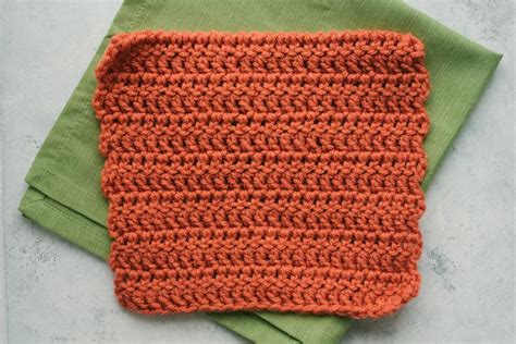 How to Crochet a Chunky Blanket (...an affordable beginner ...
