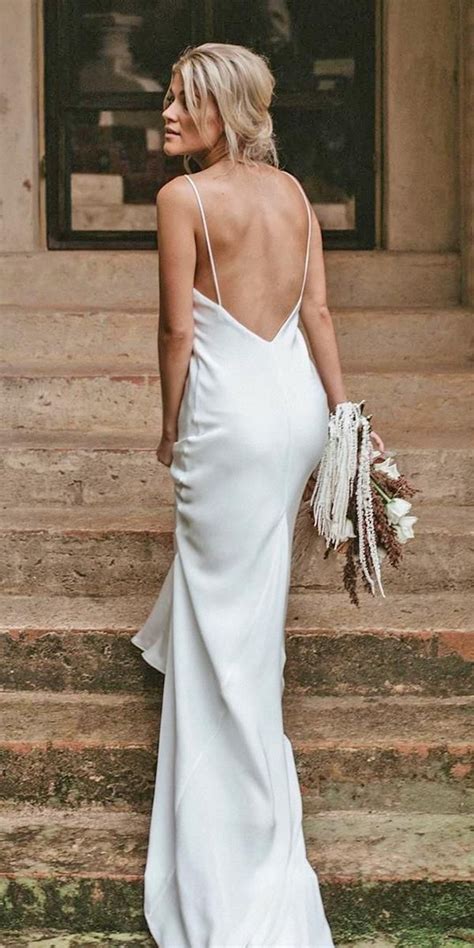 Silk Wedding Dresses For Elegant And Refined Bride Wedding Dress Low