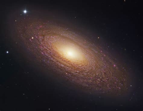 La Masiva Galaxia Espiral Cercana Ngc 2841