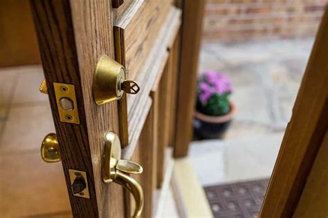 Using a cord with a slipknot or thicker rope is probably one of the easiest ways on how to open a locked bathroom door without ruining it. Should a Front Door Open in or Out? - Home Decor Bliss