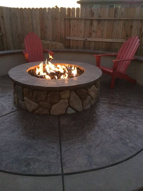10 diy fire pits you need in your yard. fireplace - How can I get my gas fire pit to have a larger ...