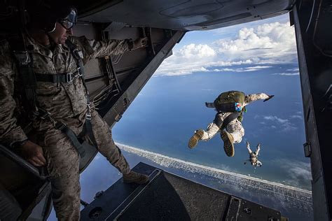 Gray Military Suit Parachute Skydiving Parachuting Jumping