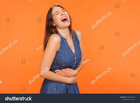 Belly Laughing 9 539 Images Photos Et Images Vectorielles De Stock Shutterstock