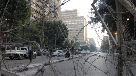 In Pictures Cairo Roadblocks In Egypt Protests Bbc News