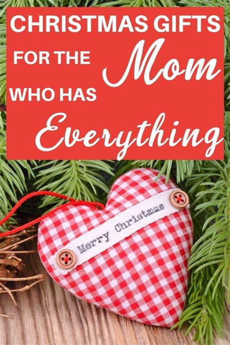 Birthday gifts for a mom from her daughter don't have to be extravagant, they just need to show that you care, and this collection of gifts goes above and beyond that premise to aim straight for the heart! Christmas Gifts for Mom from Daughter | Christmas gifts ...