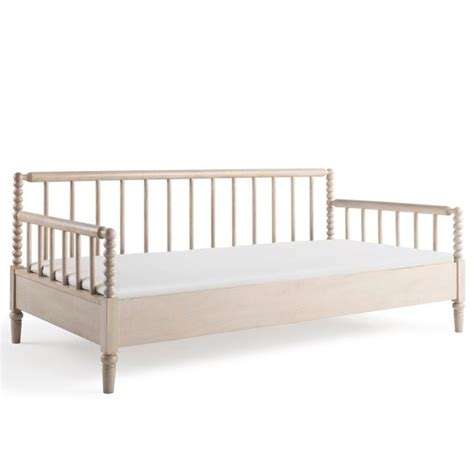 Wood Spindle Daybed In Light Natural Bed Bath Beyond S Home Collection Bee Willow