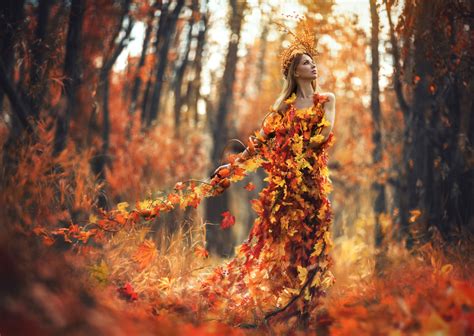 Autumn Girl Wallpapers Top Free Autumn Girl Backgrounds Wallpaperaccess