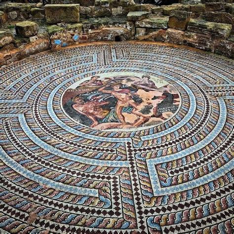 Stunning Ancient Roman Mosaic Floor Found Under Italian Vineyard In Pristine Condition