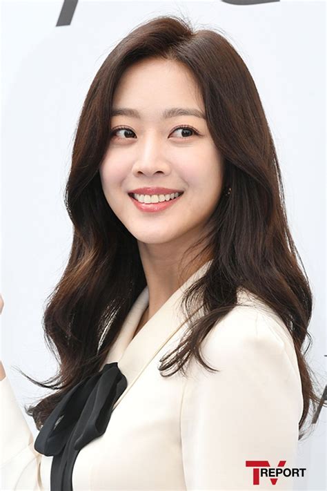 See more ideas about korean actresses, actresses, me as a girlfriend. 방송 조보아 '천사의 미소' | YTN