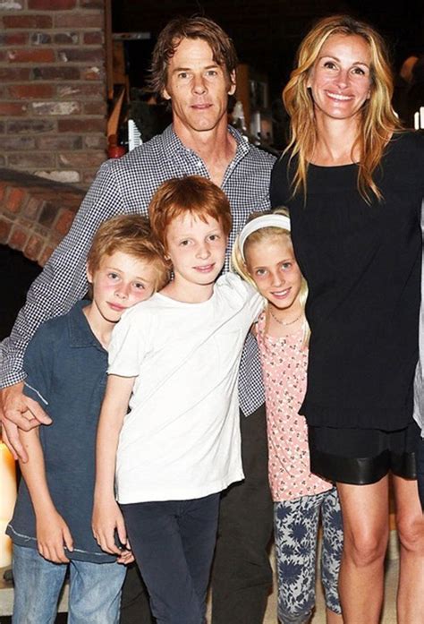 Maybe you would like to learn more about one of these? Inside Julia Roberts' Move Away From Hollywood to Focus on ...