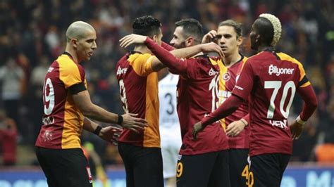 Zet Galatasaray Gen Lerbirli I Ma Sonucu Futbol