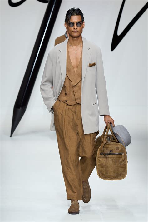 Giorgio Armani Spring 2024 Menswear Collection Vogue