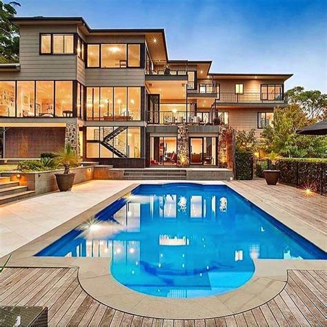 Modern Mansion With Pool Via Luxclubboutique Life Is Short Get Rich