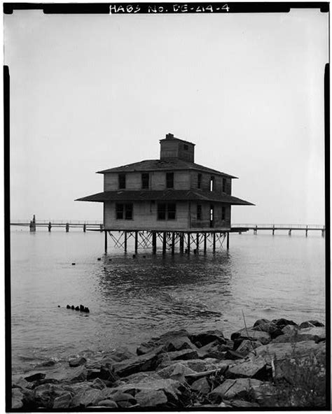 Recently processed, the delaware technical and community college photograph collection has an excellent series of photos of this last port mahon lighthouse. 4. NORTH AND WEST ELEVATIONS - Port Mahon Lighthouse ...