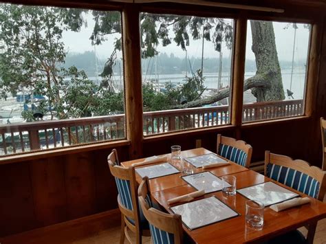 Boatshed Waterfront Grill In Ladysmith Restaurant Menu And Reviews