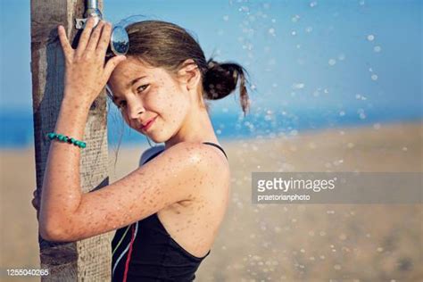 Girls Take A Shower Photos And Premium High Res Pictures Getty Images