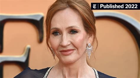 Uk Police Investigate Online Threat To Jk Rowling The New York Times