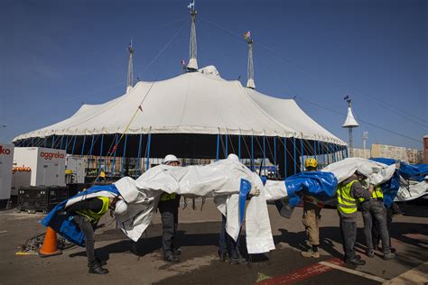 El Cirque Du Soleil Levanta Su Carpa En Lhospitalet Su Primera Parada
