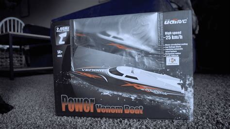 Cheerwing 13 Venom Rc Boat Unboxing Youtube