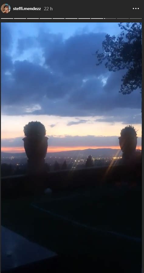 El seleccionado, fue uno de los valores de la roja en la pasada copa américa y, de acuerdo con el espacio televisivo, ambos subieron una. Aseguran que Erick Pulgar sería el nuevo amor de Steffi Méndez