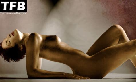 Mariska Hargitay Nude Sexy Pics Everydaycum The Fappening