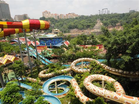 Malaysia water & amusement parks. Sunway Lagoon - Theme Park in Kuala Lumpur - Thousand Wonders