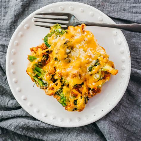 Keto broccoli casserole is a delightful dish that is comforting & simple to make. Keto Casserole With Ground Beef & Broccoli - Savory Tooth