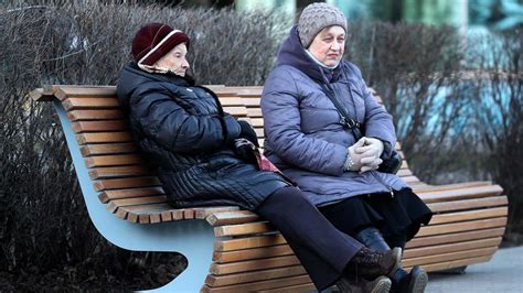 Why Russian Pensioners Won’t Self Isolate The Moscow Times