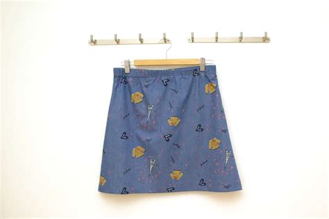 Diesen rock durfte ich probenähen. Rock in A-Linie nähen | Damen rock nähen, Rock nähen, Rock