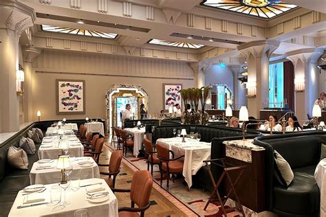 test driving claridge s restaurant a new era for the mayfair hotel s dining scene hot dinners