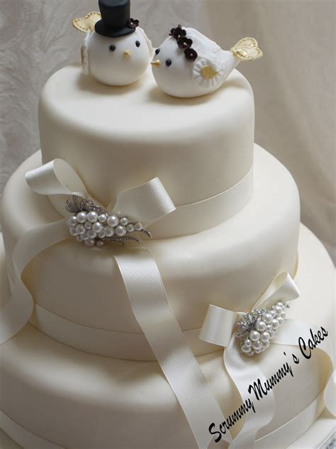 Scrummy Mummys Cakes Lovebirds 3 Tier Wedding Cake