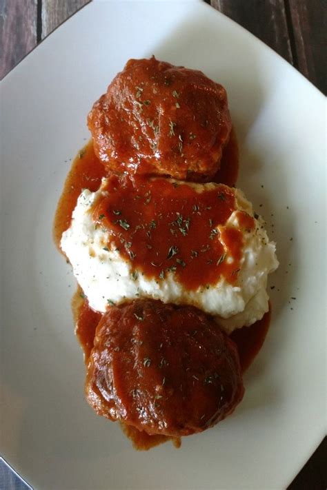 Serve slices of the meatloaf with some tomato sauce spooned over. "Mini Meatloaves in Tomato Gravy" | Tomato gravy, Mini ...
