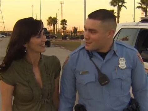 Cop Has Girlfriend Pulled Over To Propose