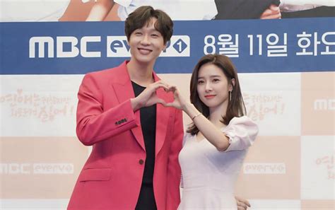 Ji Hyun Woo Dan Kim So Eun Ungkap Pesona Karakternya Di Love Is