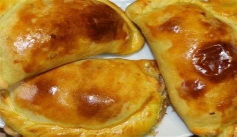 175 g di burro, a pezzi. Ricetta delle empanadas di pollo. Come preparare il ripieno