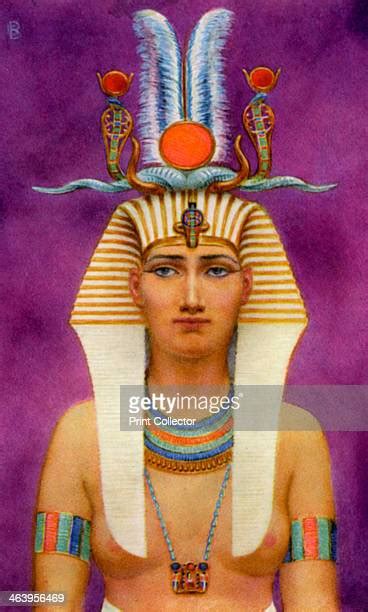 ancient egyptian clothing for women photos and premium high res pictures getty images