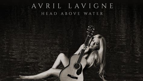 Review Avril Lavigne Comes Back With Empowering Record The Ithacan
