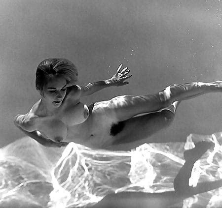 Retro Nude Women Underwater Free Porn