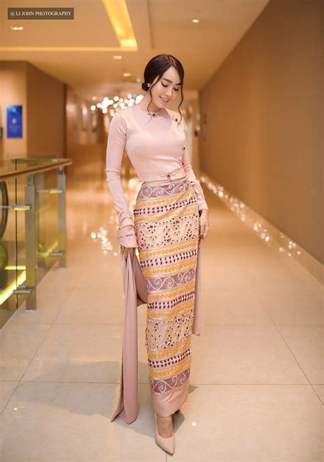 Love The Colour Combination Myanmar Dress Design Traditional Dresses