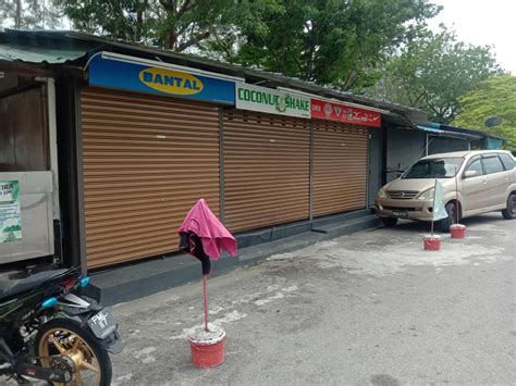 Keadaan terkini, dia dilaporkan ada dia balai polis sungai kob. Pukul budak OKU dengan topi keledar sebelum maut ...