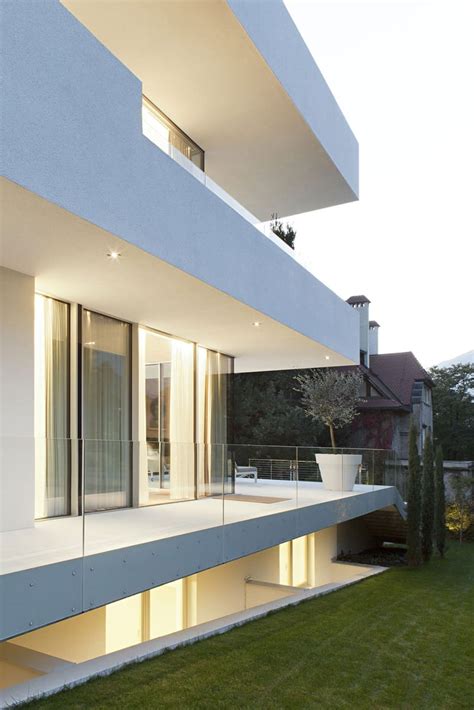 Never miss another show from areece. Sumptuous Modern Dwelling: House M, Meran, Italy