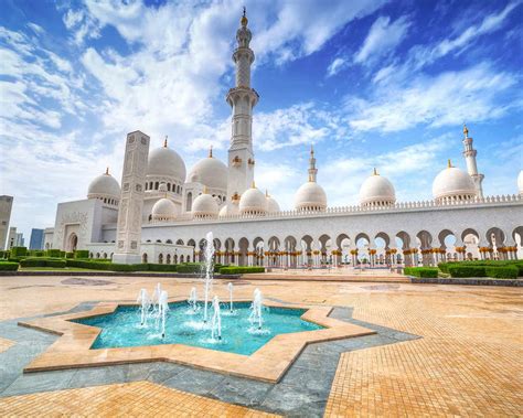 Visiter la mosquée Sheikh Zayed Grand Mosque à Abu Dhabi